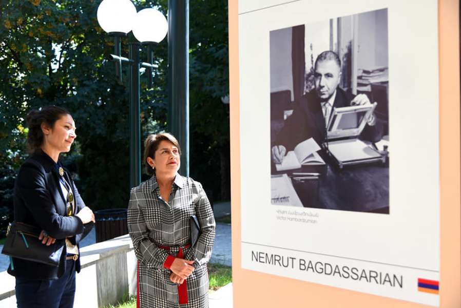 First Lady Nune Sarkissian had a visit some of the locations of the 1st Armenian International Photo Festival with accompanied Tatev Mnatsakanyan